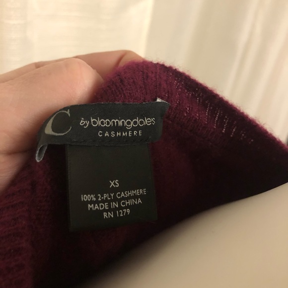 Burgundy Ribbed, side slit Cashmere Sweater - Picture 3 of 5